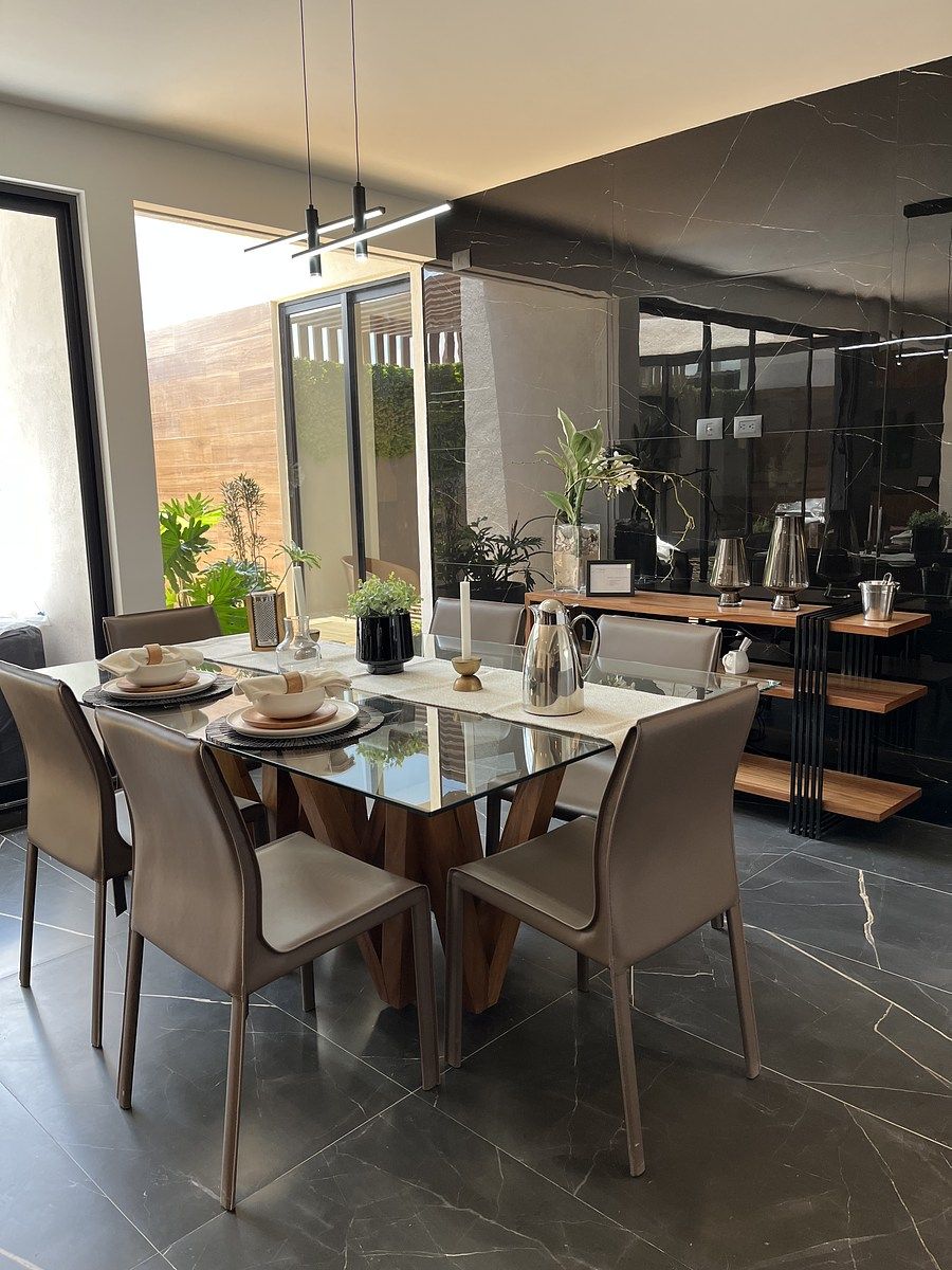 15 de 42: Comedor Modelo Elegance Colores Obscuros