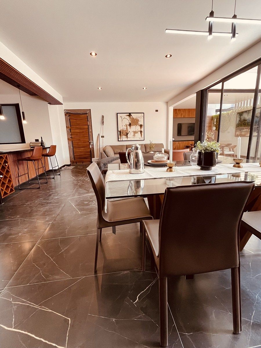 21 de 42: ]Sala Comedor Modelo Elegance Colores Obscuros