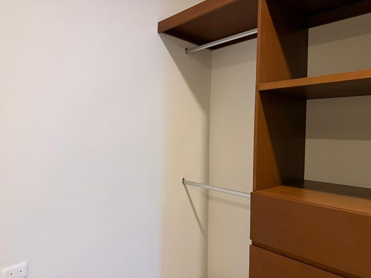 7 de 12: Closet Recámara Principal