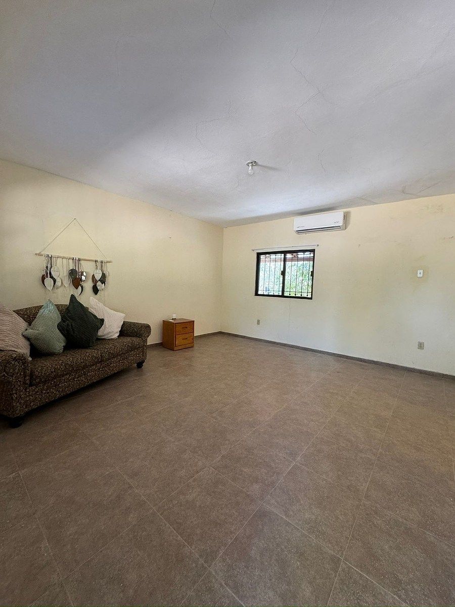 7 of 21: PLANTA BAJA