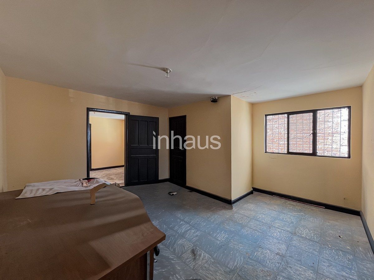 11 de 14: AREA 2 PLANTA ALTA