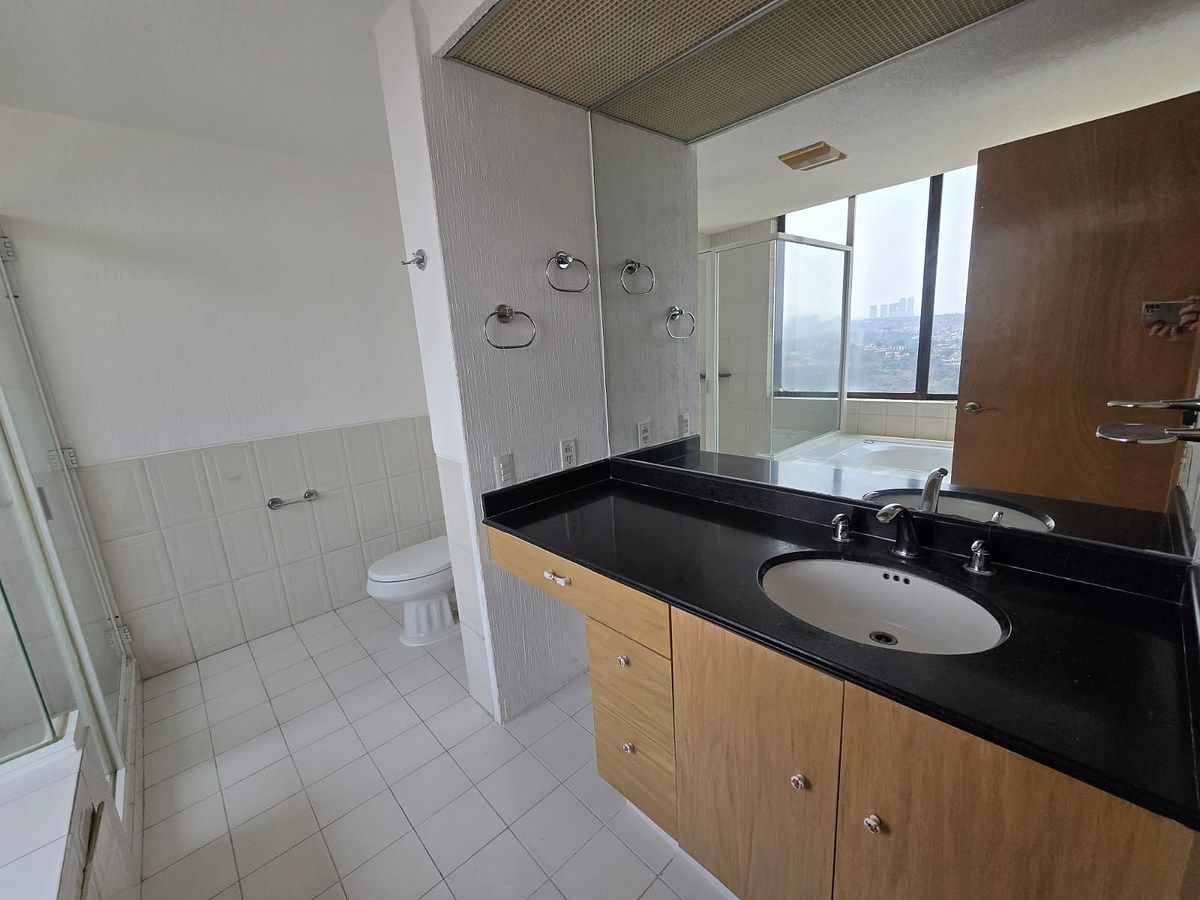 18 of 38: baño rec princ