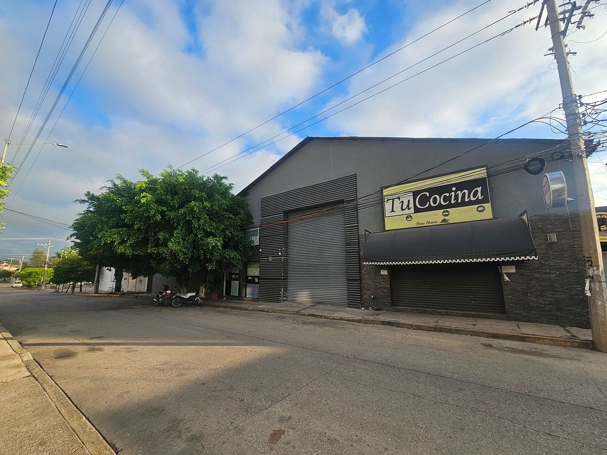 Bodega comercial en Bonampak Norte, Tuxtla Gutiérrez, foto 3 de 23