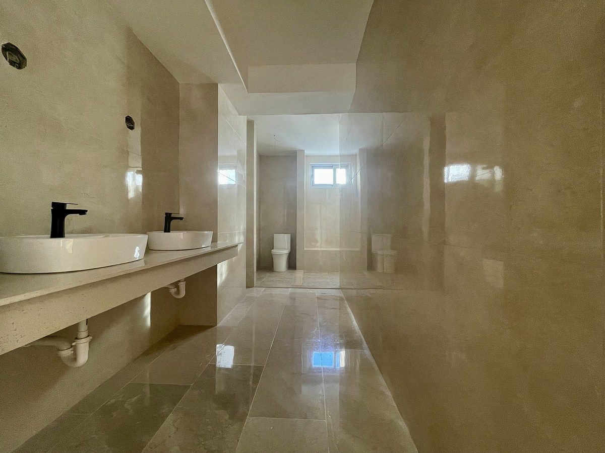 11 de 28: Baño principal