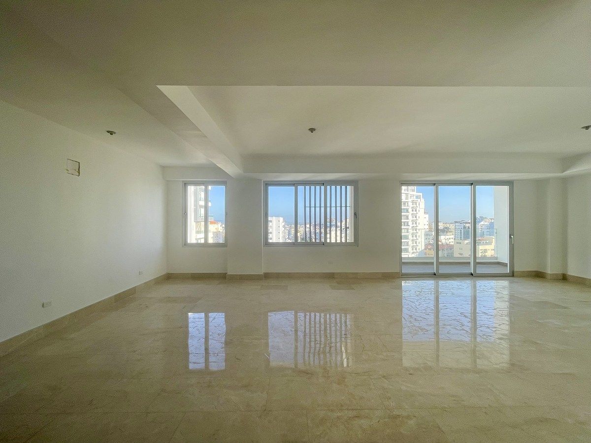 sala sin staging, foto 2 de 29