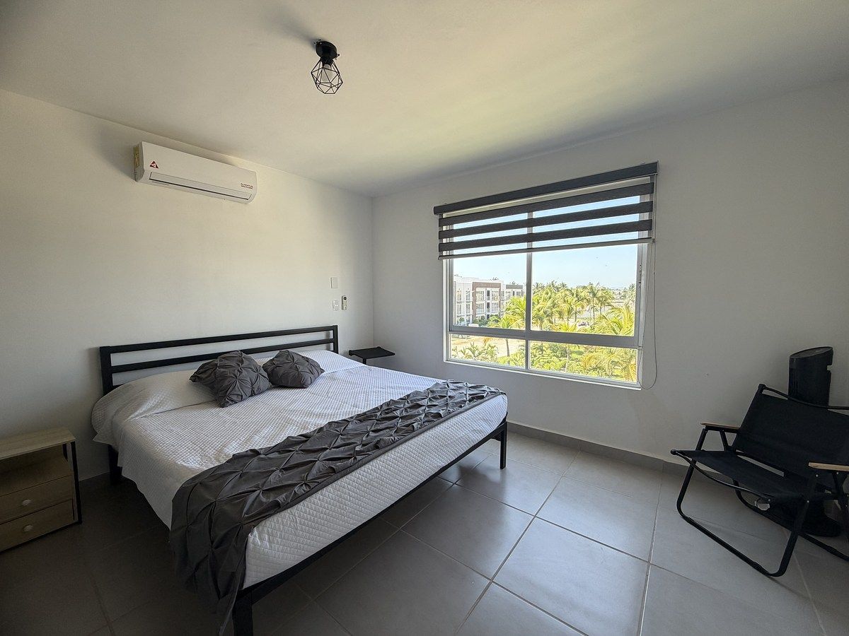 17 de 39: Rec principal con king size