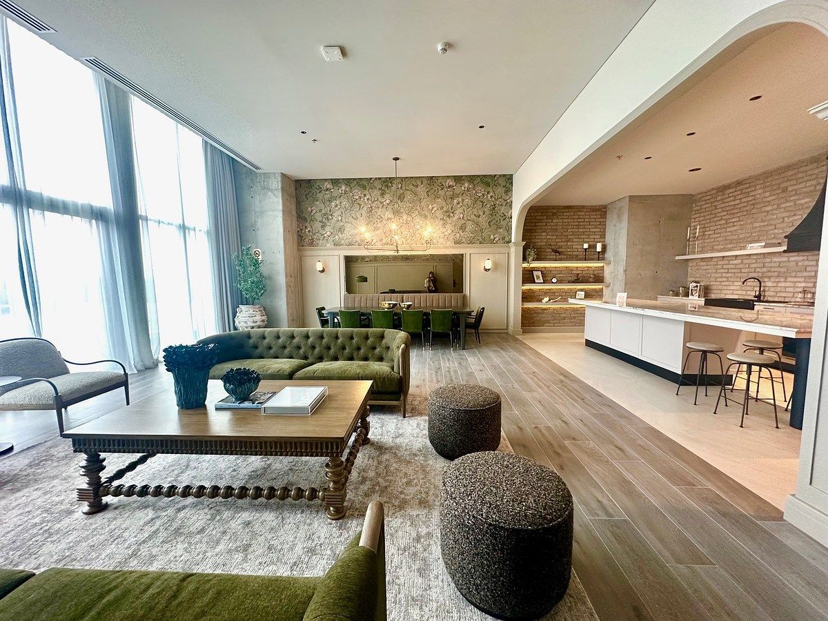 16 de 19: sala de reuniones