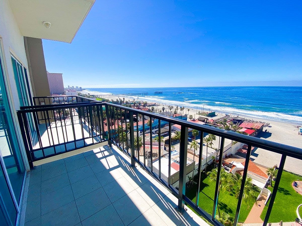 Invest in Front of the Sea: 4 Bedroom Penthouse for Sale