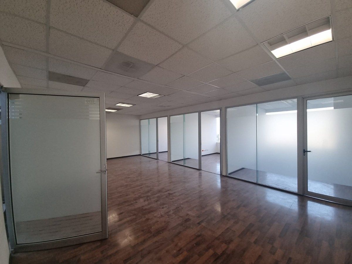 1 de 10: Área abierta