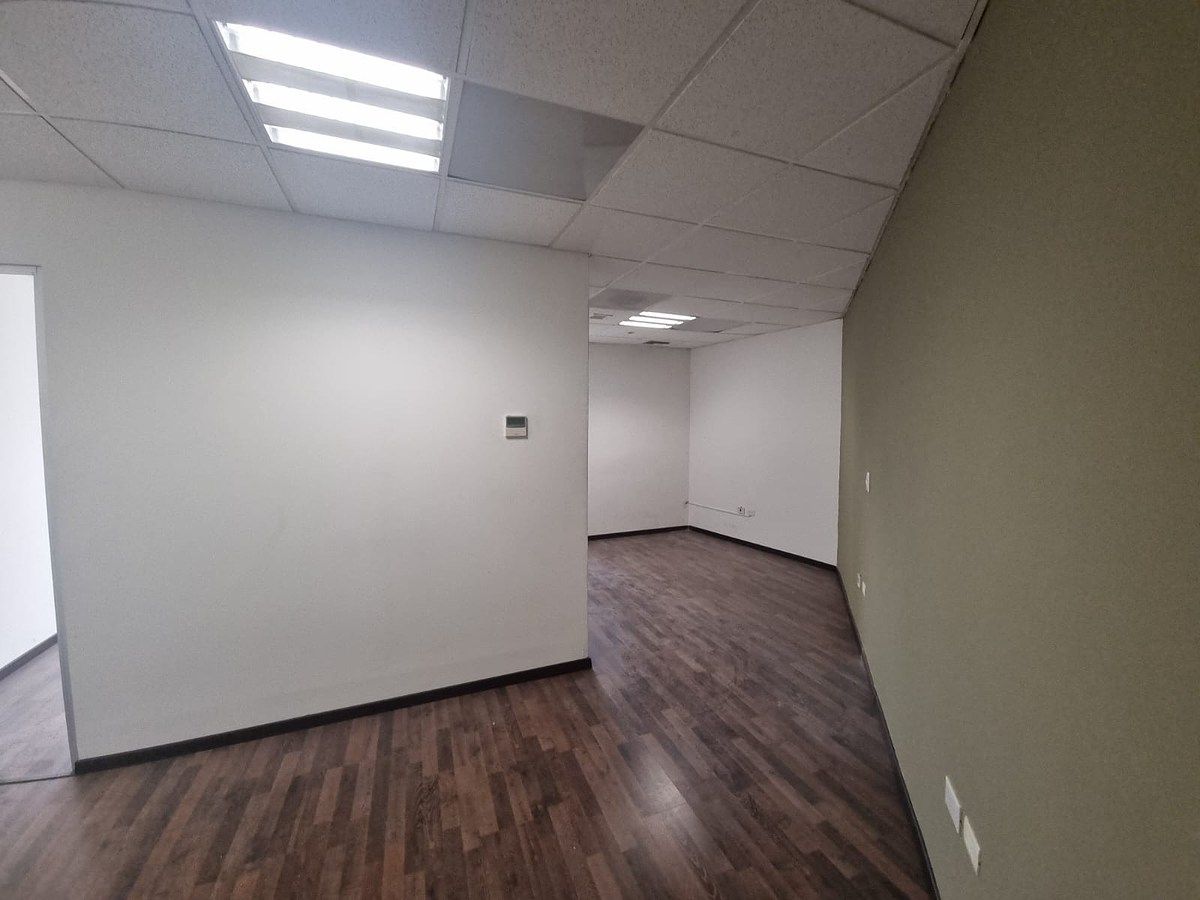 7 de 14: Oficinas 507A