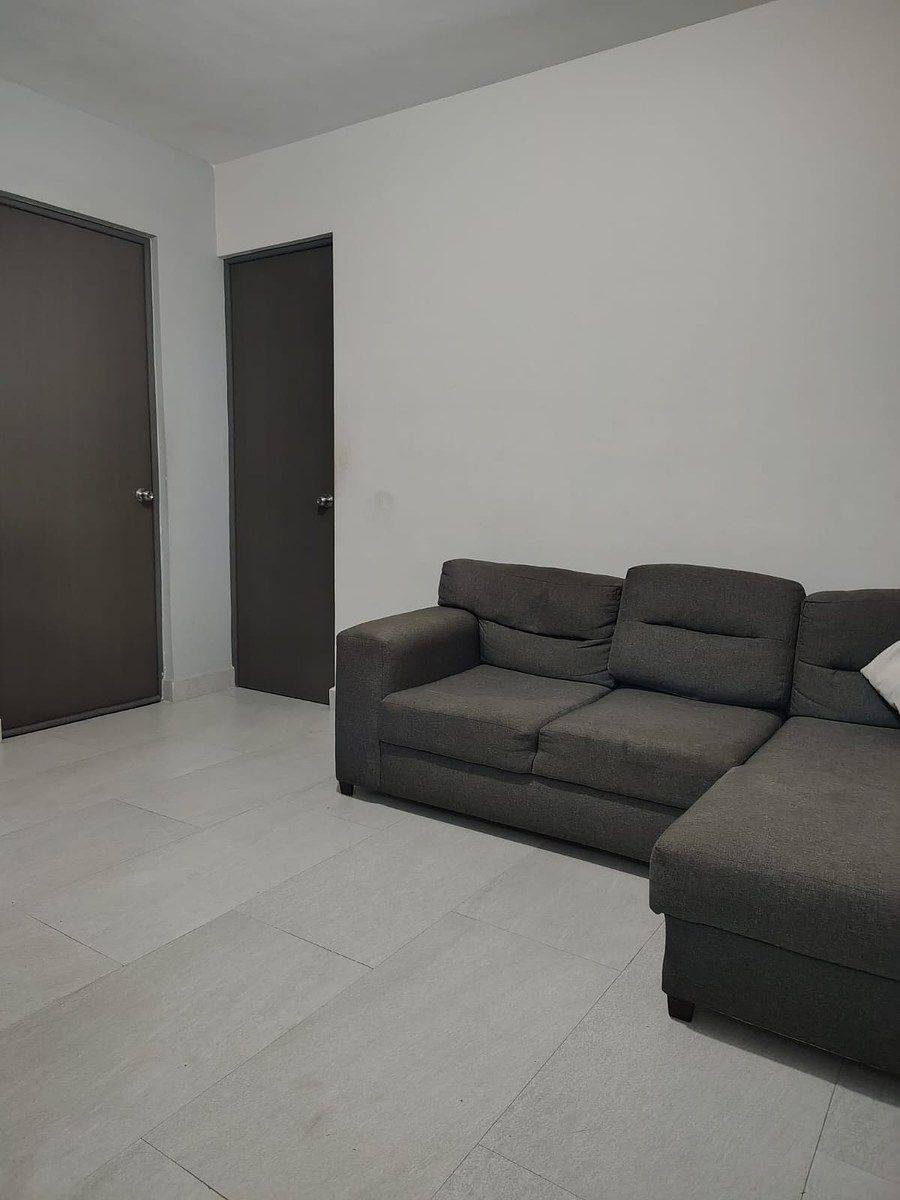 9 de 23: Estancia en segundo nivel.