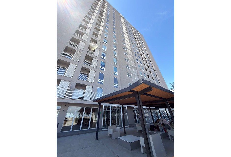 20 de 20: Vista de la torre desde amenidades