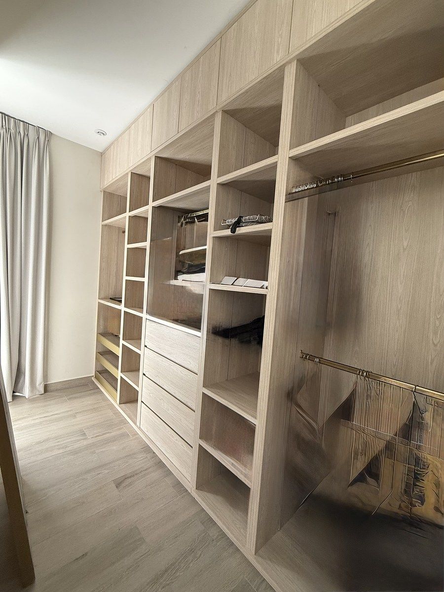 19 of 31: VESTIDOR RECAMARA SECUNDARIA