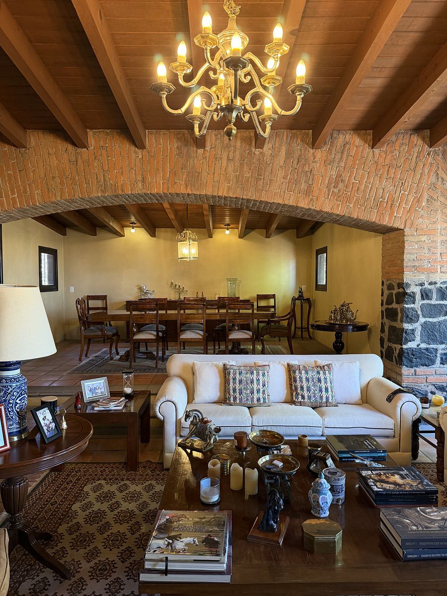 11 de 48: Casa principal