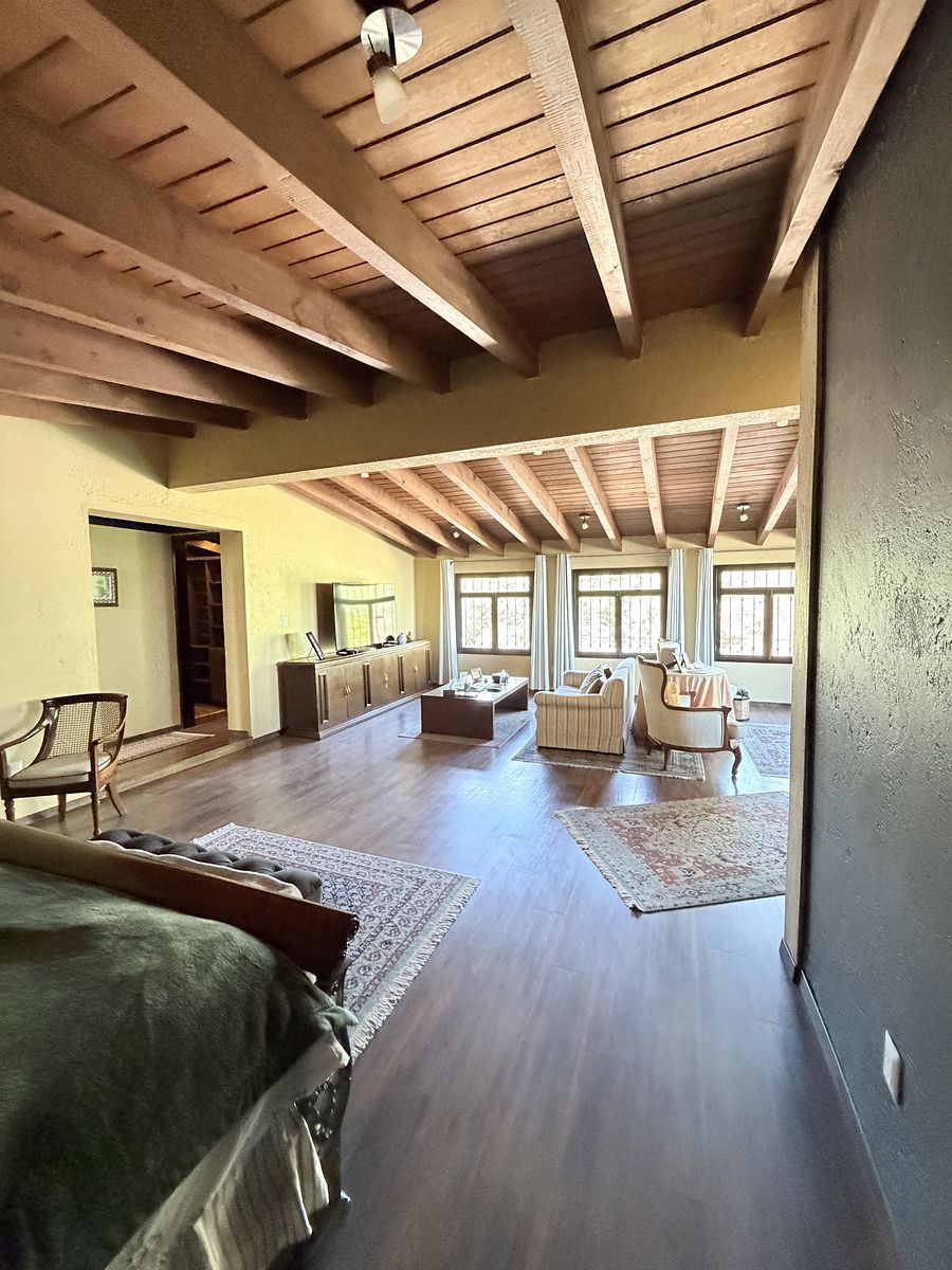 28 de 48: Casa principal