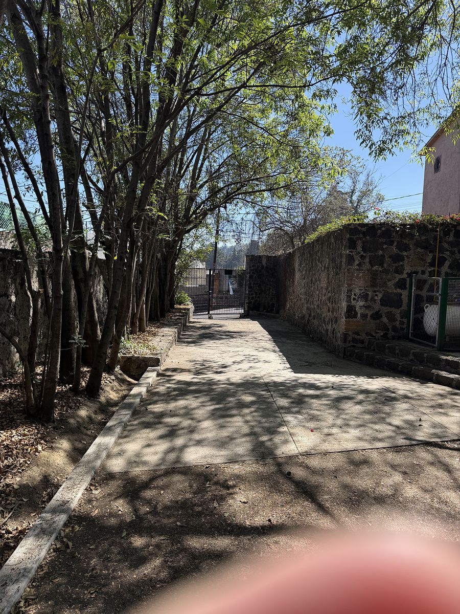 39 de 48: Entrada de servicio