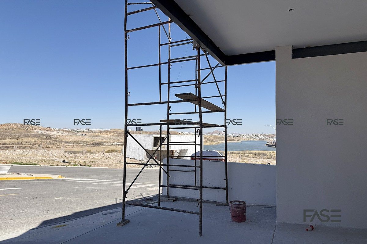 6 de 27: Vista desde la fachada