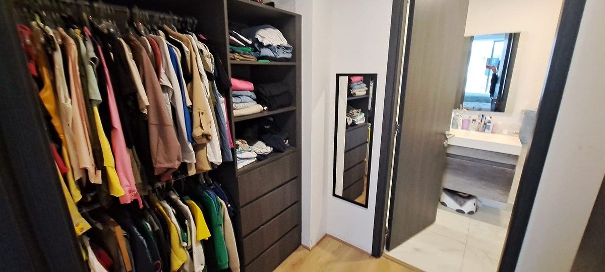 16 de 28: Departamento 202 Vestidor