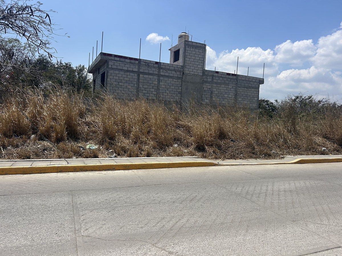 Terreno a la venta en Berriozábal, uso Mixto con todos los servicios!! - foto 5