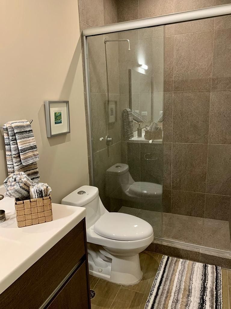 11 de 20: Baño Completo