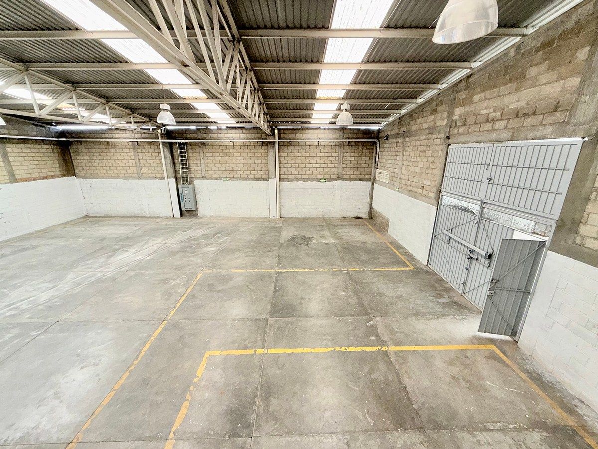 Bodega industrial en Santa María Totoltepec, Toluca, foto 5 de 17