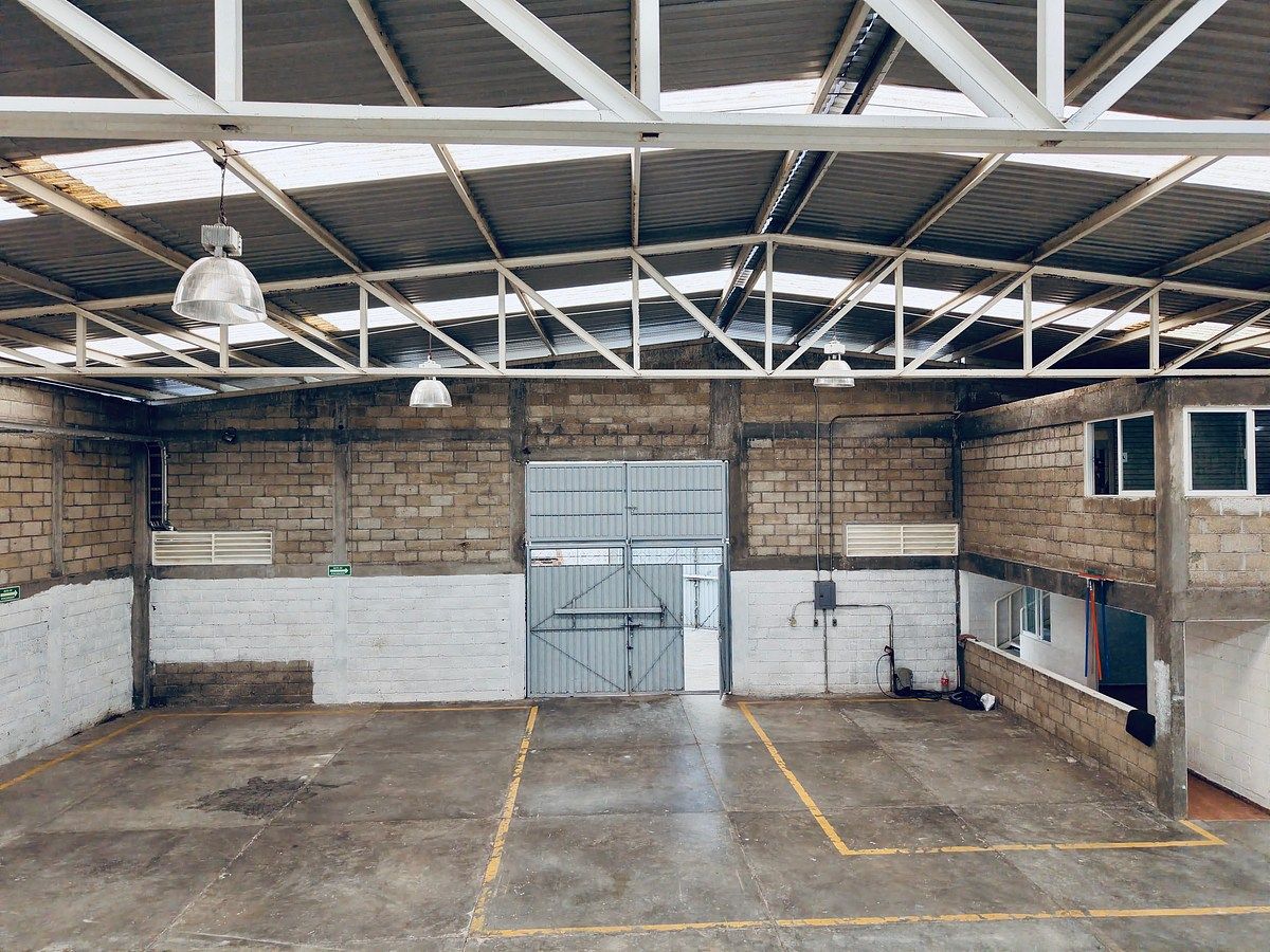 Bodega industrial en Santa María Totoltepec, Toluca, foto 3 de 17