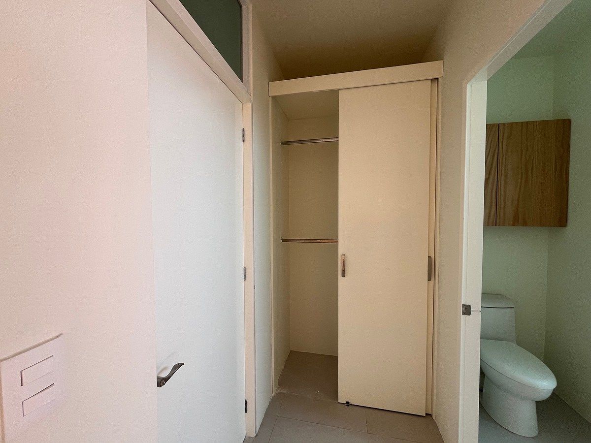 40 de 46: clóset recámara tres