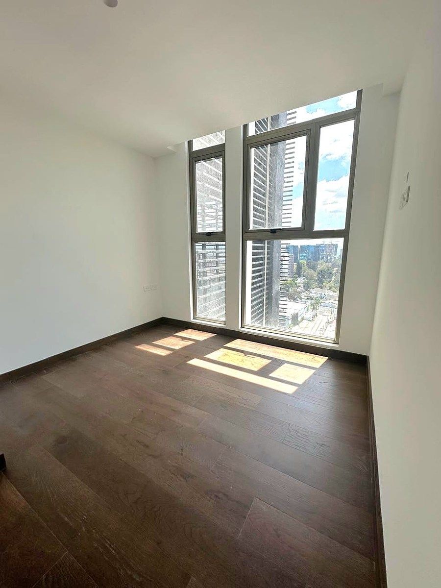Apartamento en Zona 10, Guatemala, foto 6 de 15