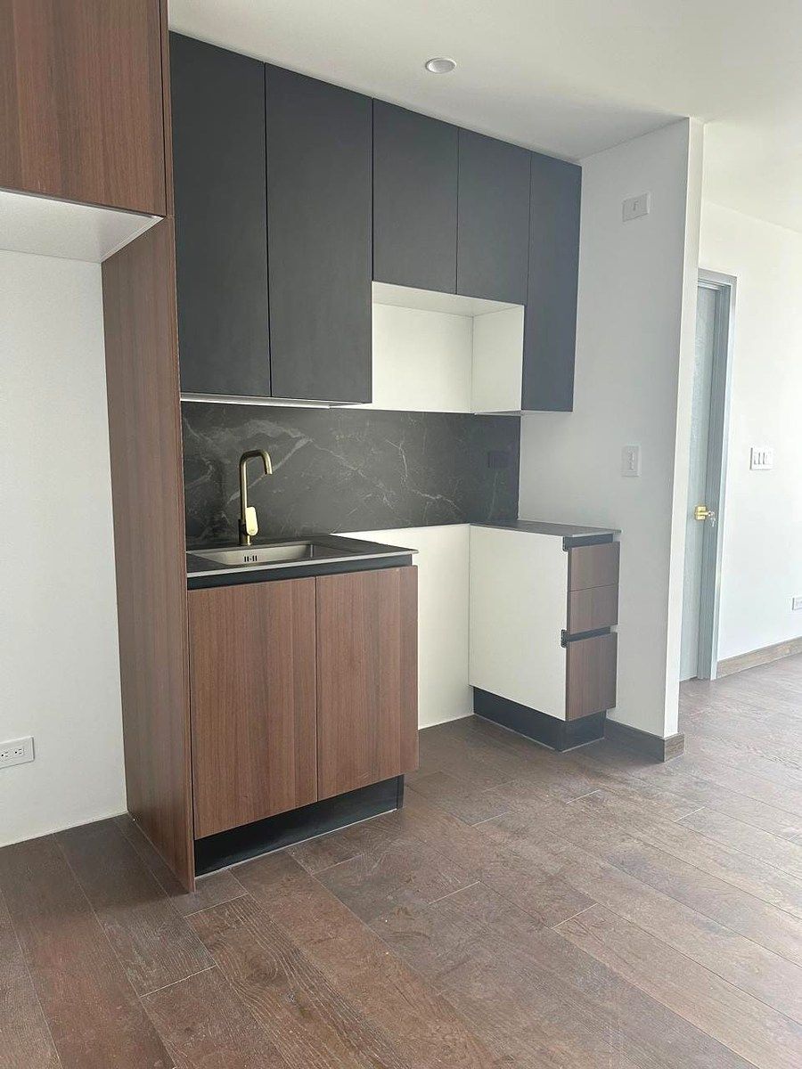Apartamento en Zona 10, Guatemala, foto 5 de 15