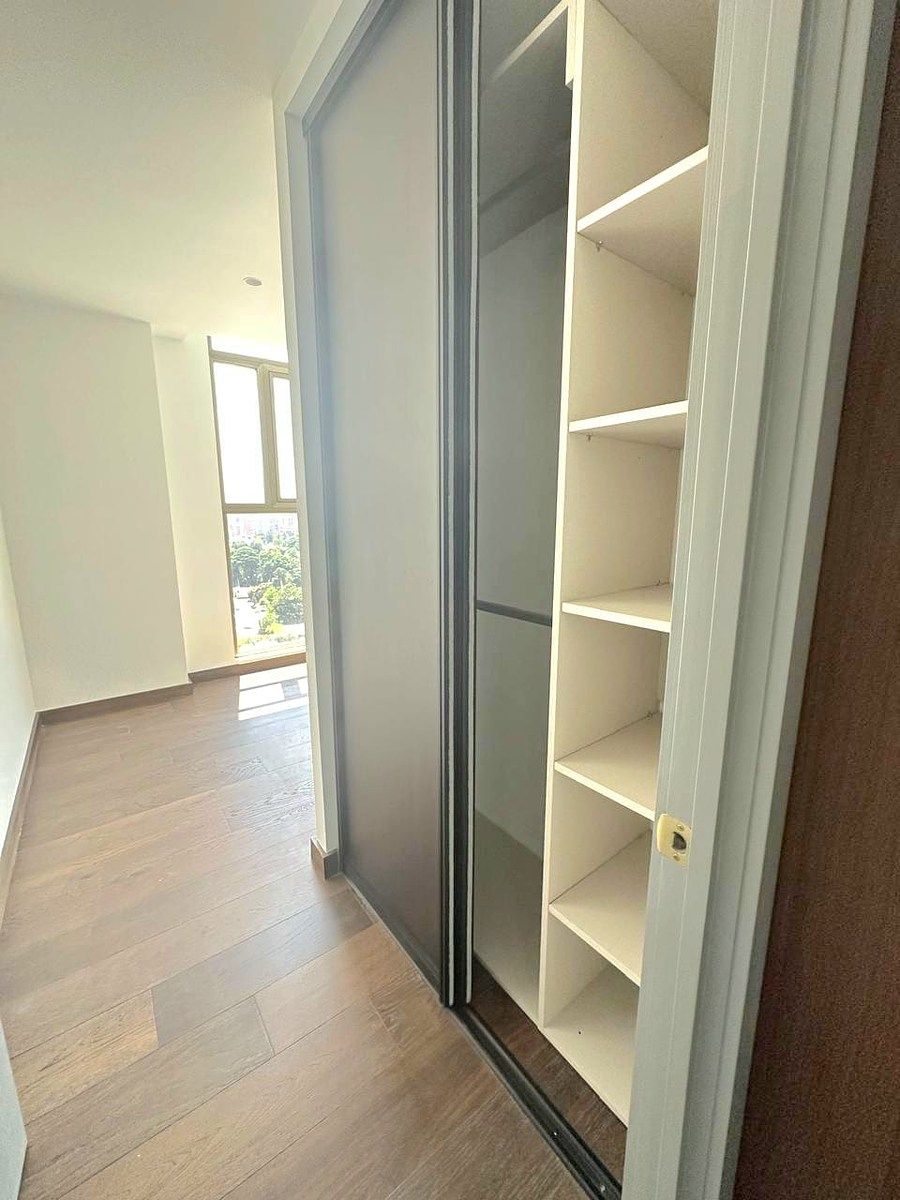 Apartamento en Zona 10, Guatemala, foto 9 de 15