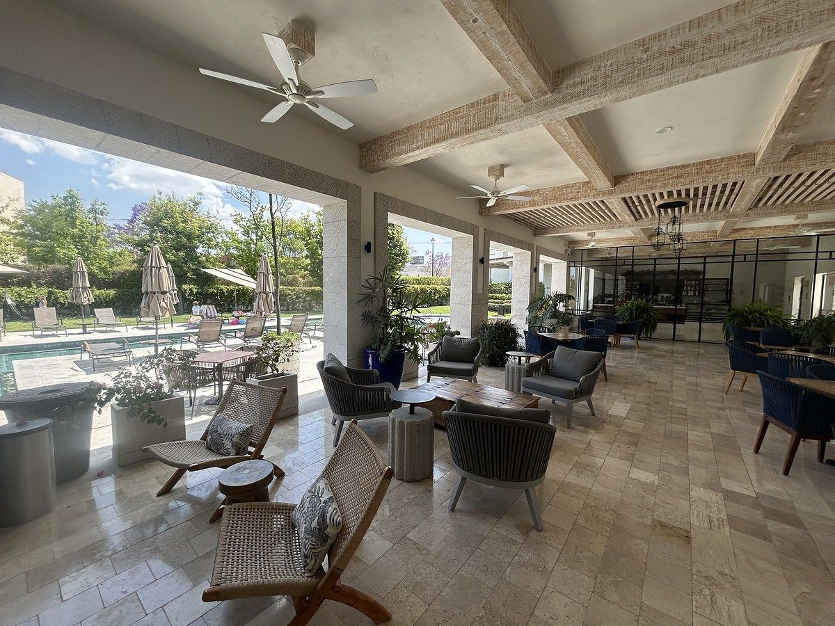 10 de 38: Terrazas casa club