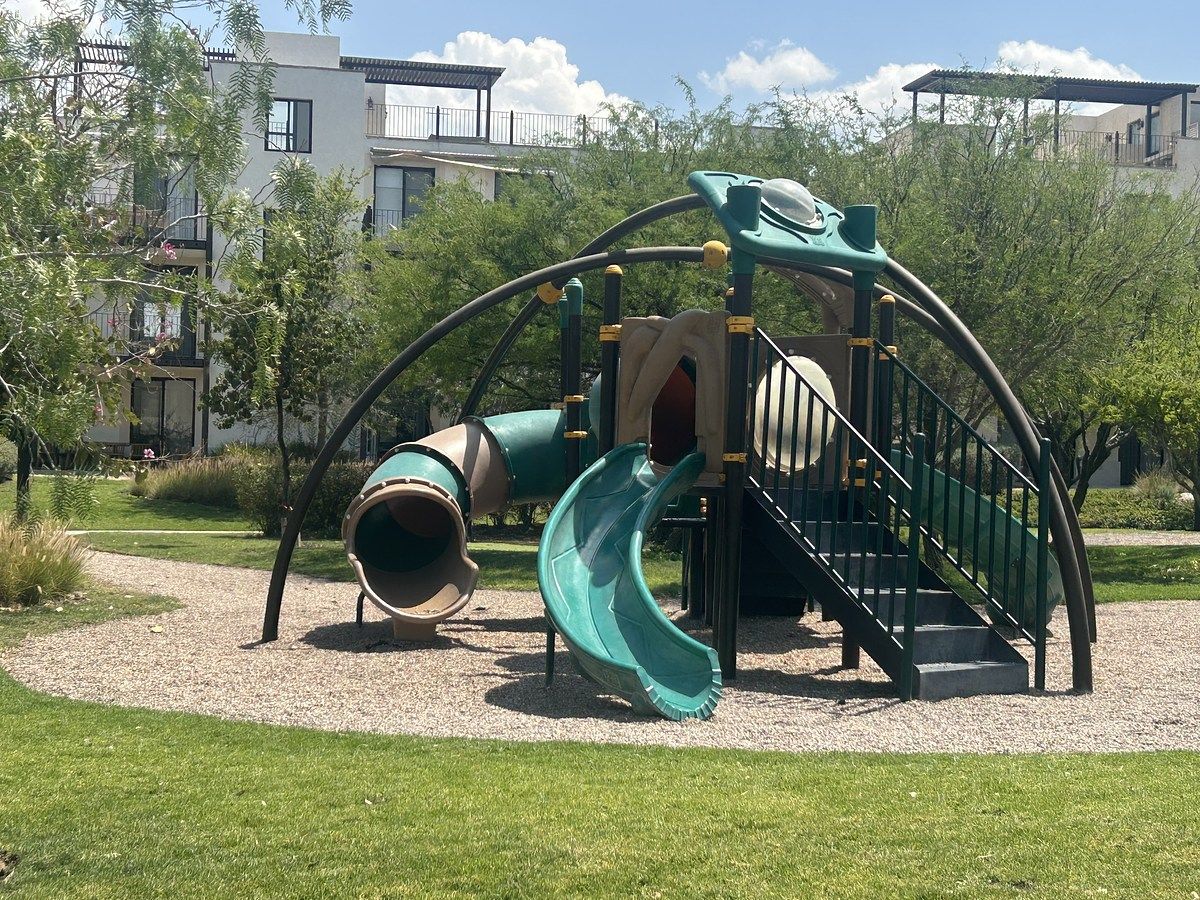 16 de 38: Áreas infantiles