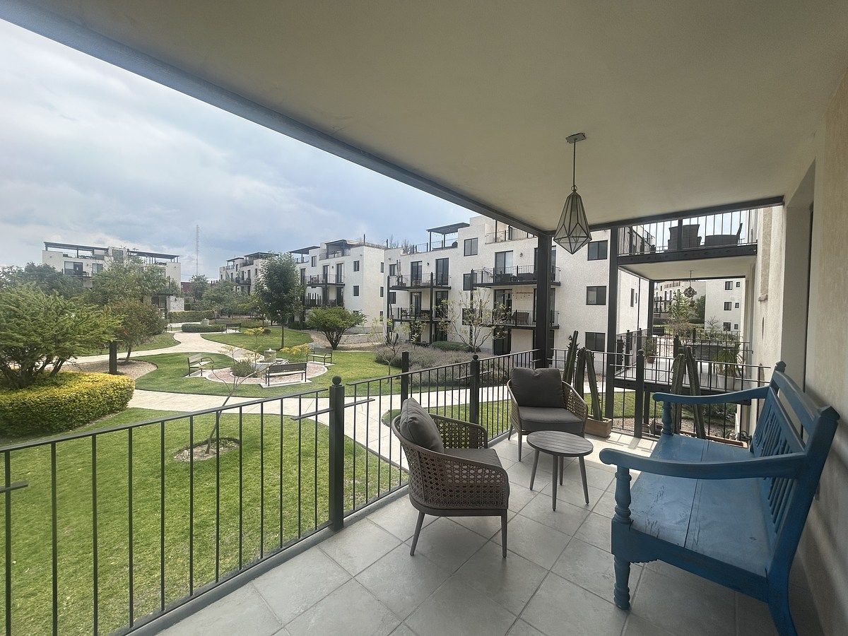 32 de 38: Vistas desde el balcón