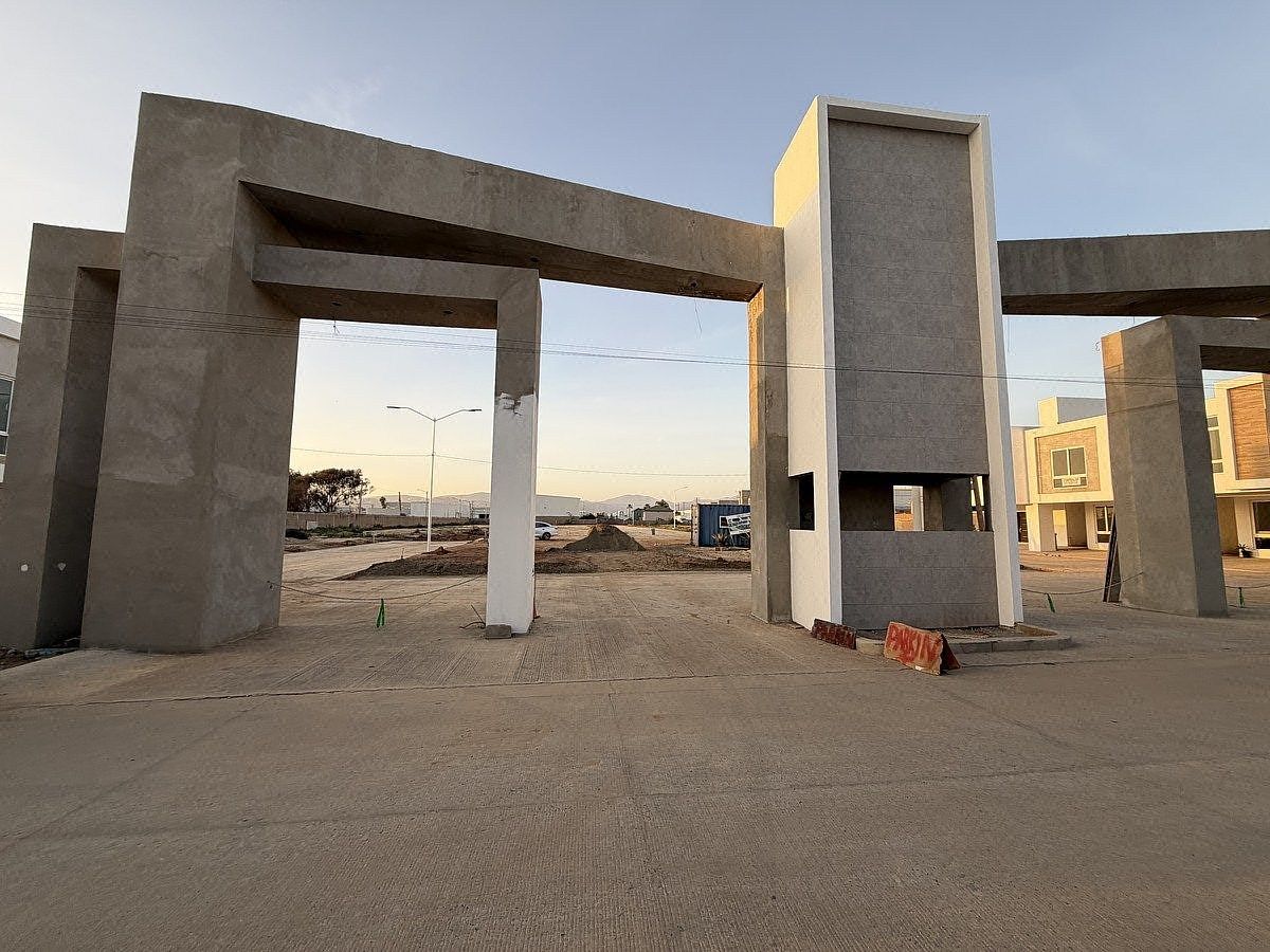Terreno en Venta de 230 M2 Residencial Diamante, Fracc. Acapulco, Ensenada, B.C.