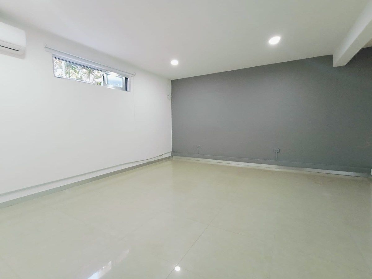 16 of 16: SALA DE CAPACITACIÓN