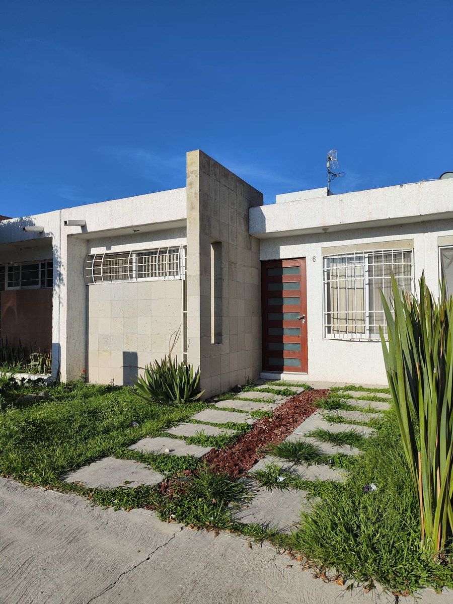 CASA DE UN PISO EN VENTA-SANTUARIOS DEL CERRITO,CORREGIDORA, foto 1 de 23