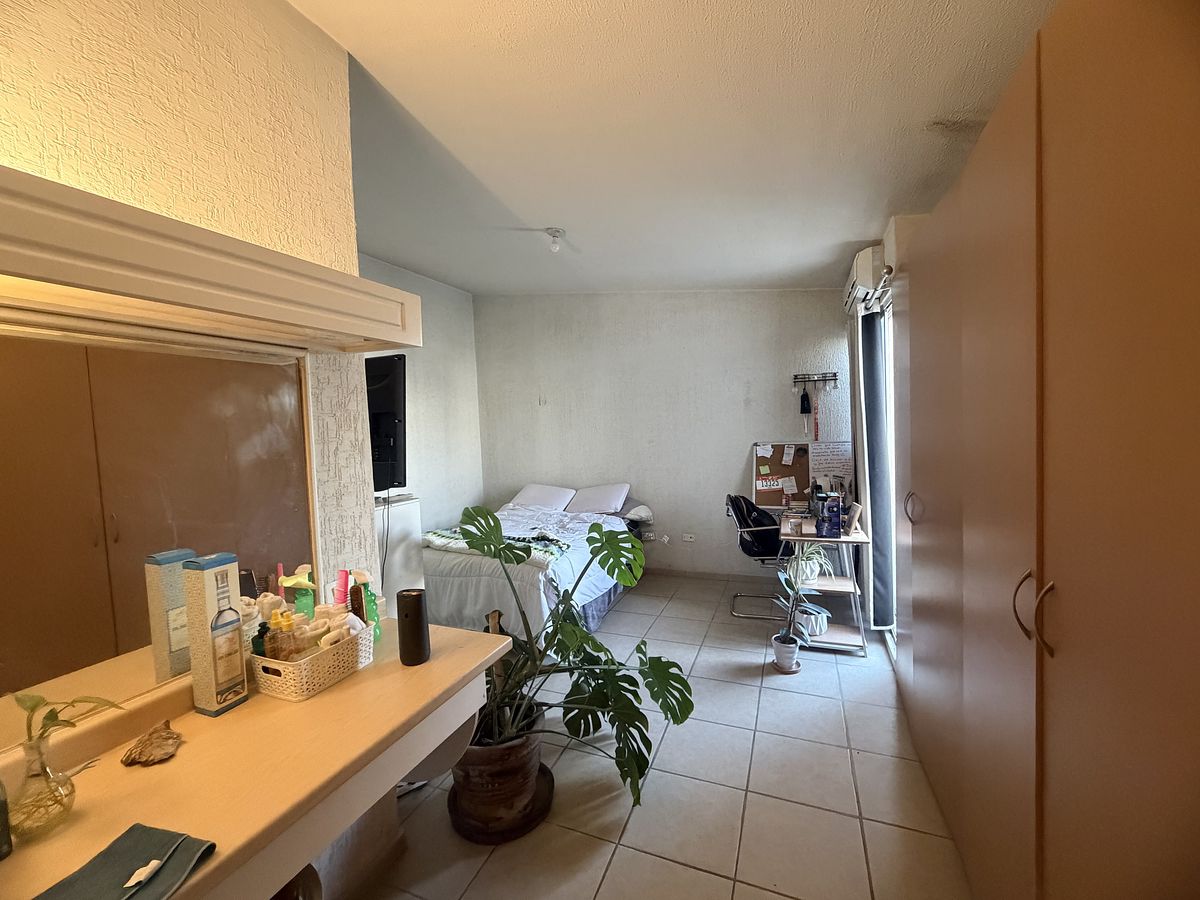 13 de 16: RECÁMARA PRINCIPAL