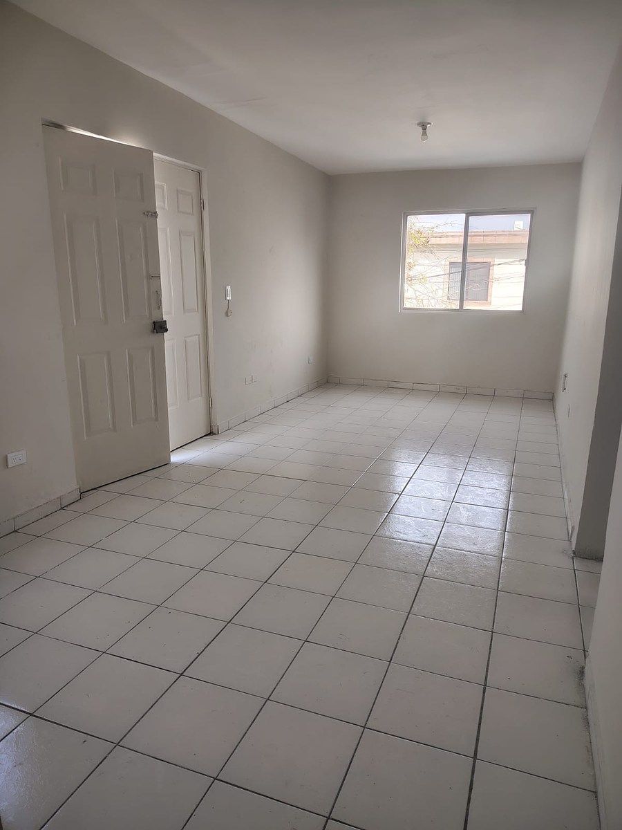 3 of 7: AREA SALA COMEDOR