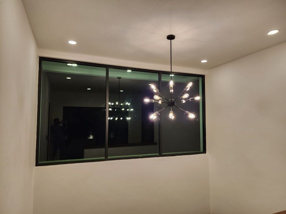 Casa de Lujo en Venta con Alberca, Jardín y 4 Recámaras en Lagos del Sol, Cancún