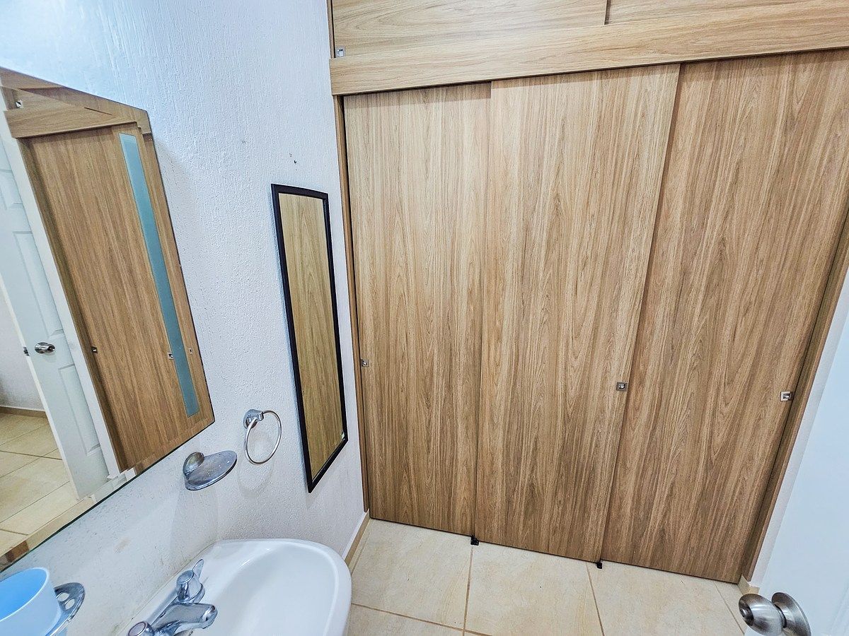 17 of 28: Recámara 2