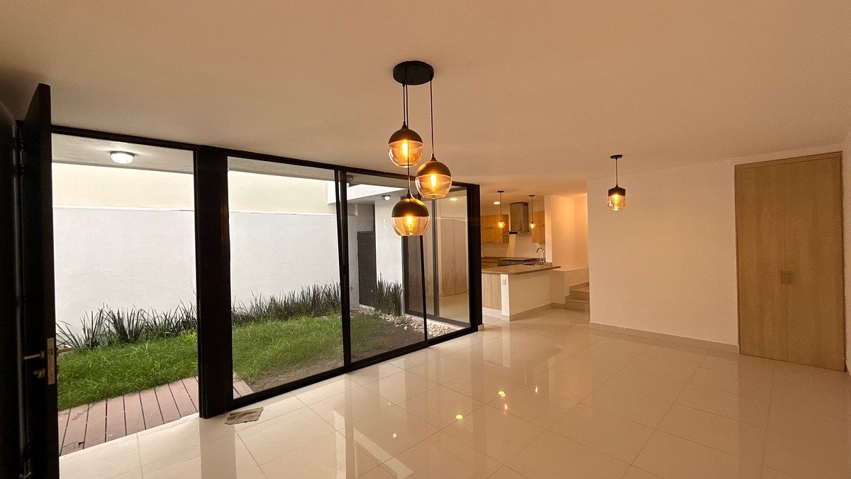 House in Gated Community in Residencial el Refugio, Querétaro, photo 28 of 43