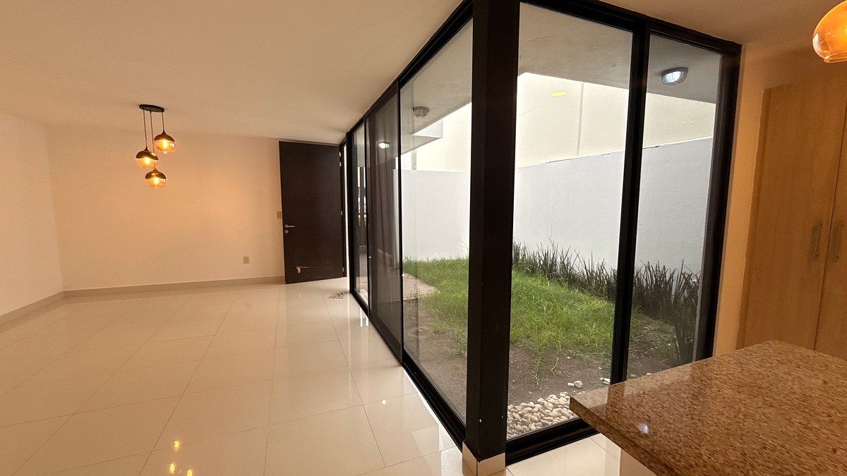 House in Gated Community in Residencial el Refugio, Querétaro, photo 30 of 43