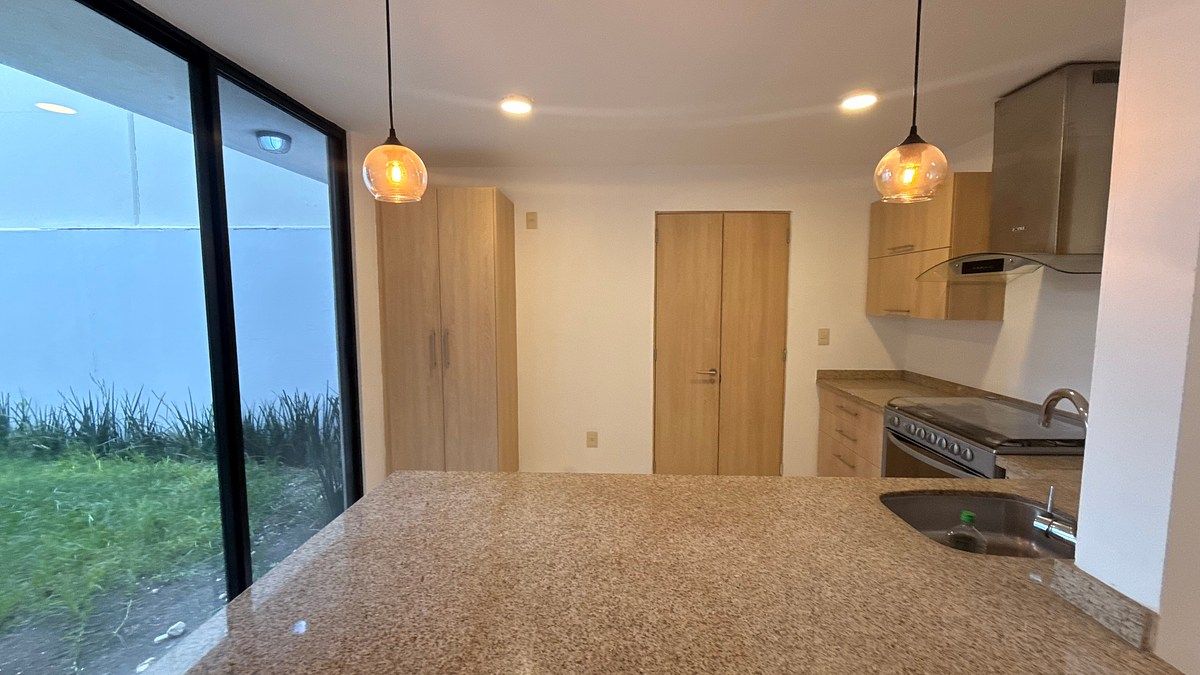 House in Gated Community in Residencial el Refugio, Querétaro, photo 31 of 43
