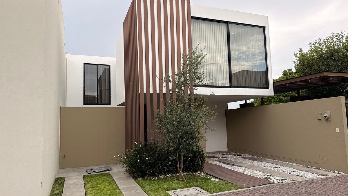 House in Gated Community in Residencial el Refugio, Querétaro, photo 33 of 43
