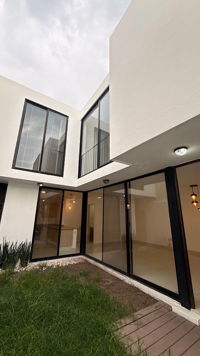 House in Gated Community in Residencial el Refugio, Querétaro, photo 35 of 43