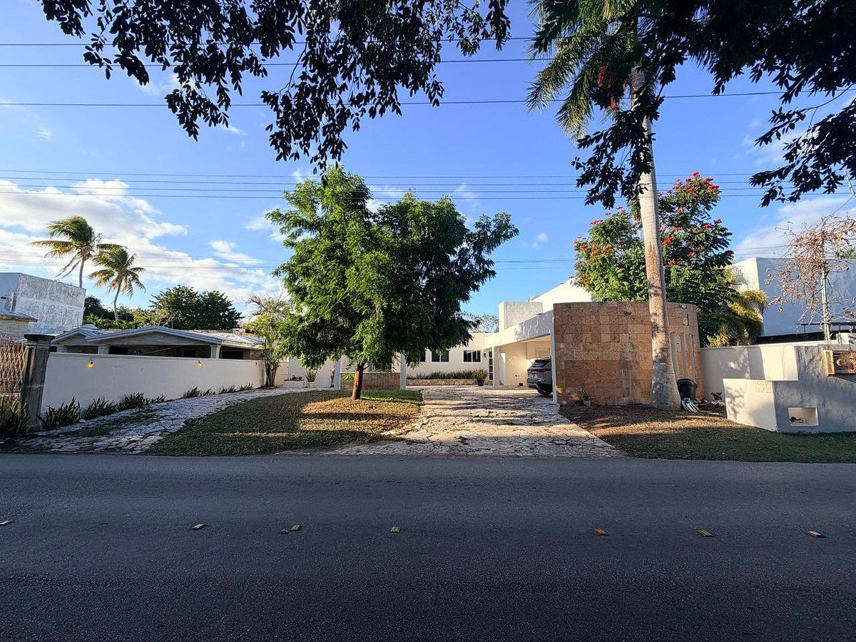 Casa de una Planta en Venta en el Club de Golf la Ceiba, Merida, Yuc