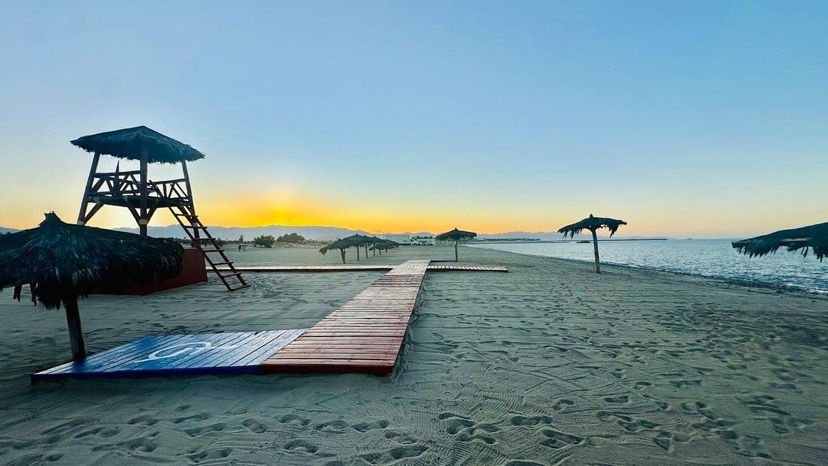 6 de 9: PLAYA A 15 MINUTOS