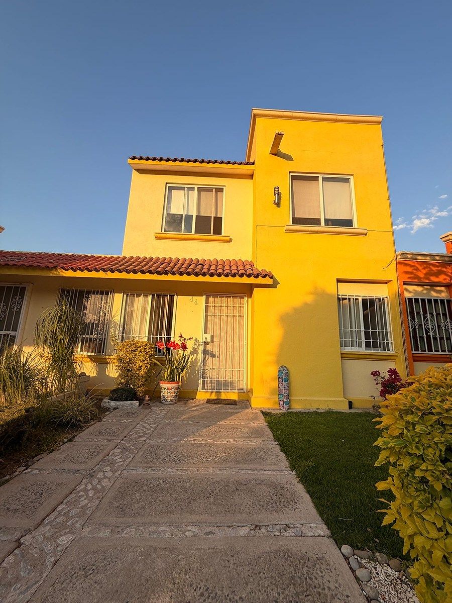 CASA EN VENTA EN PIRAMIDES, foto 1 de 13