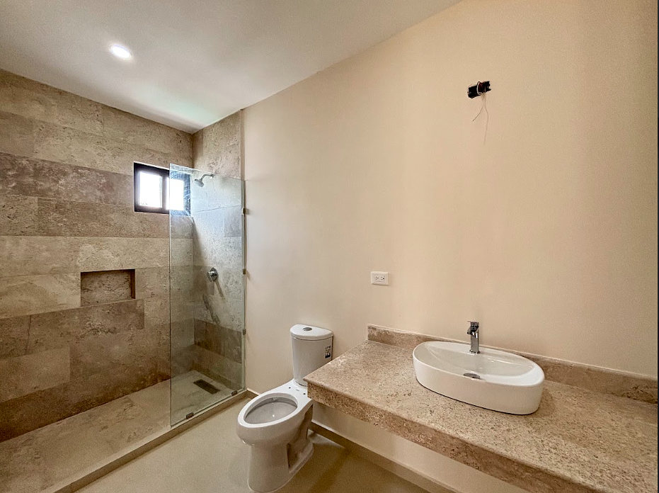 11 de 17: Baño Segunda Recámara