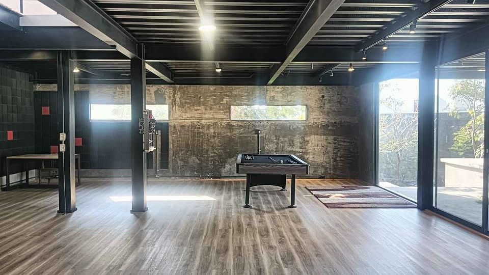 13 de 17: SAL DE JUEGOS.